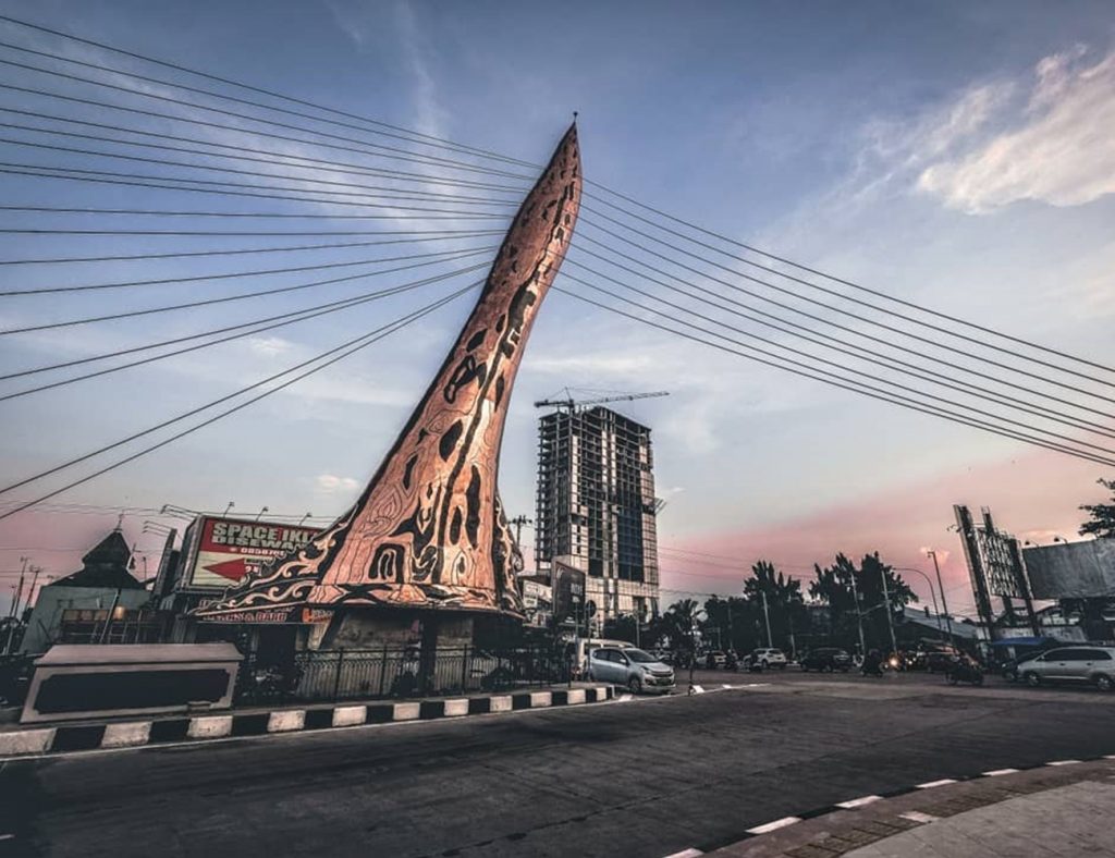 travel jakarta solo